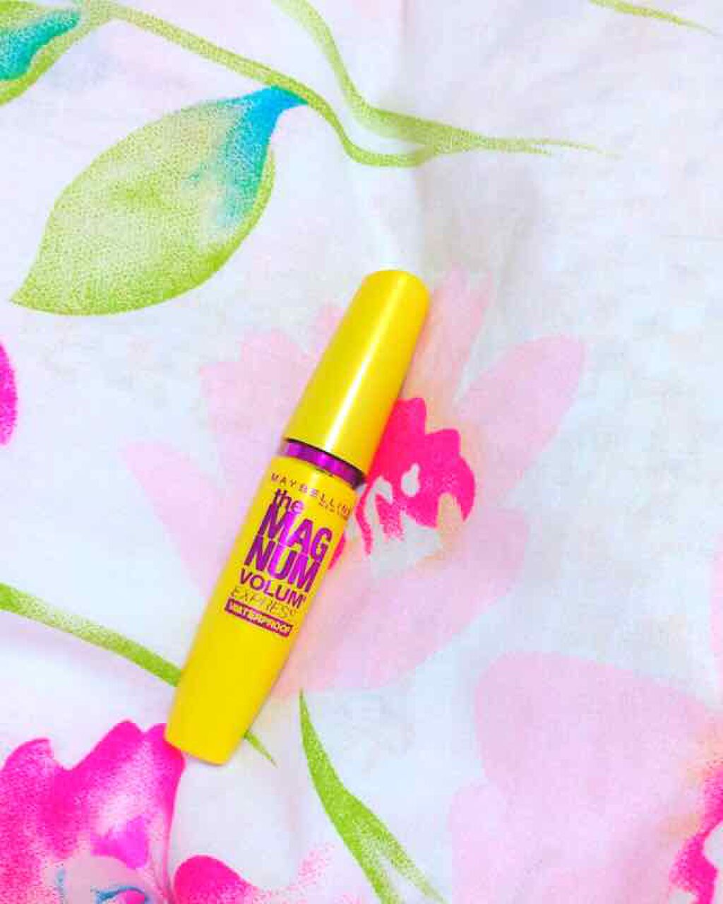 ボリュームエクスプレス マグナム スーパーフィルム/MAYBELLINE NEW YORK/マスカラを使ったクチコミ(1枚目)