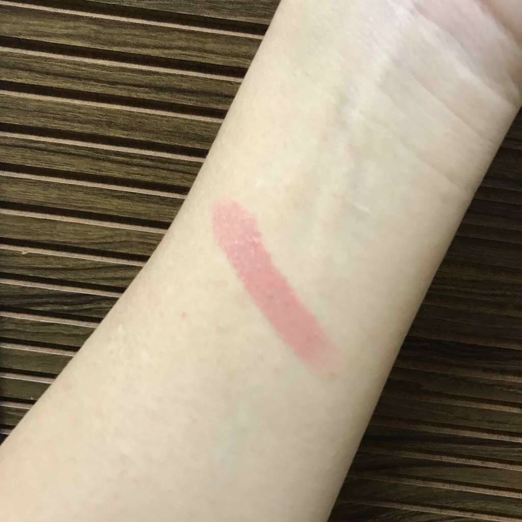 カラーセンセーショナル リップスティック C/MAYBELLINE NEW YORK/口紅を使ったクチコミ(2枚目)