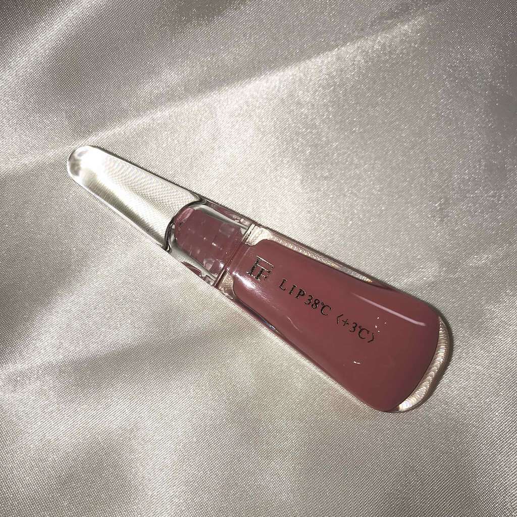 38°C / 99°F リップトリートメント (リップ美容液)/UZU BY FLOWFUSHI/リップケアを使ったクチコミ(1枚目)