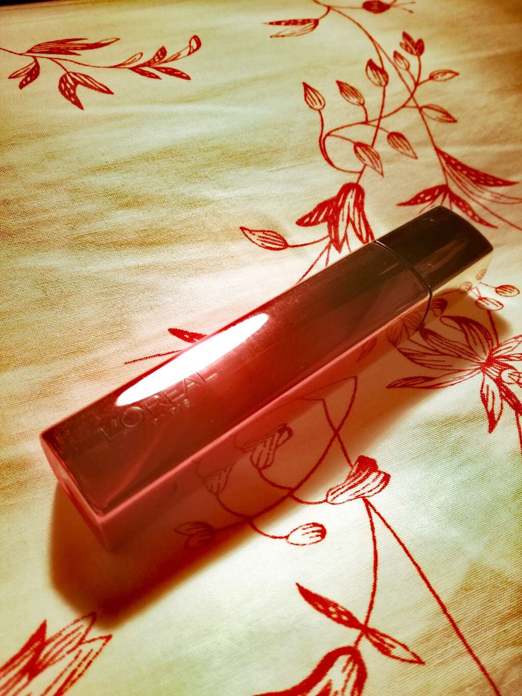 ユイルカレス/ロレアル パリ/リップグロスを使ったクチコミ(1枚目)