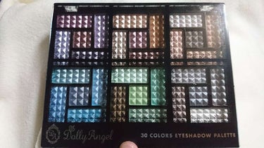 30COLORSEYESHADOWPALETTE/Dolly Angel/アイシャドウパレットを使ったクチコミ（1枚目）