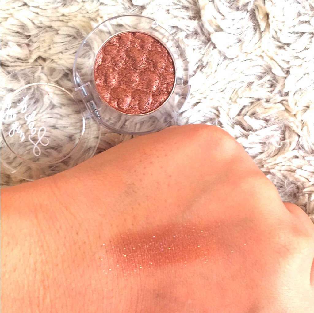 ルックアット マイアイズ/ETUDE/単色アイシャドウを使ったクチコミ(2枚目)