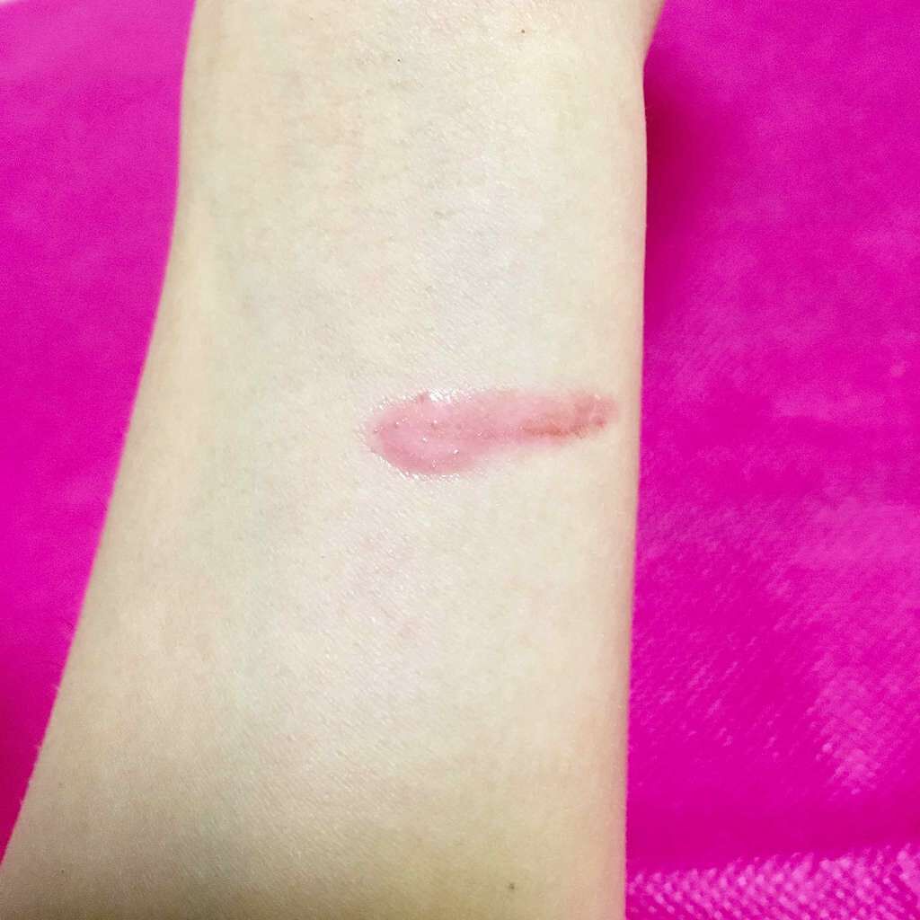 ヴォリュプテ ティントインオイル/YVES SAINT LAURENT BEAUTE/リップグロスを使ったクチコミ(2枚目)