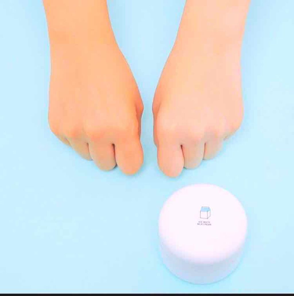 WHITE MILK CREAM/3CE/フェイスクリームを使ったクチコミ(3枚目)