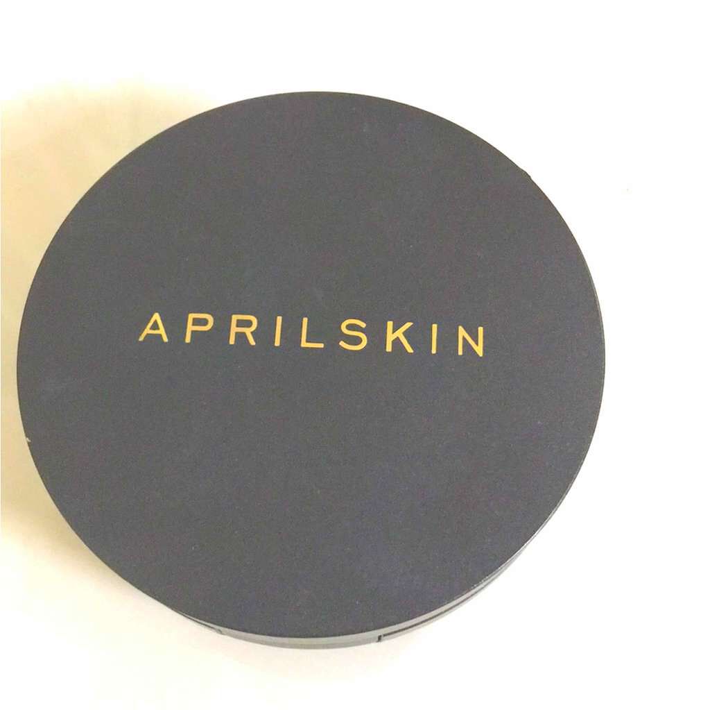 マジックスノークッション ブラック 2.0/APRILSKIN/クッションファンデーションを使ったクチコミ(1枚目)