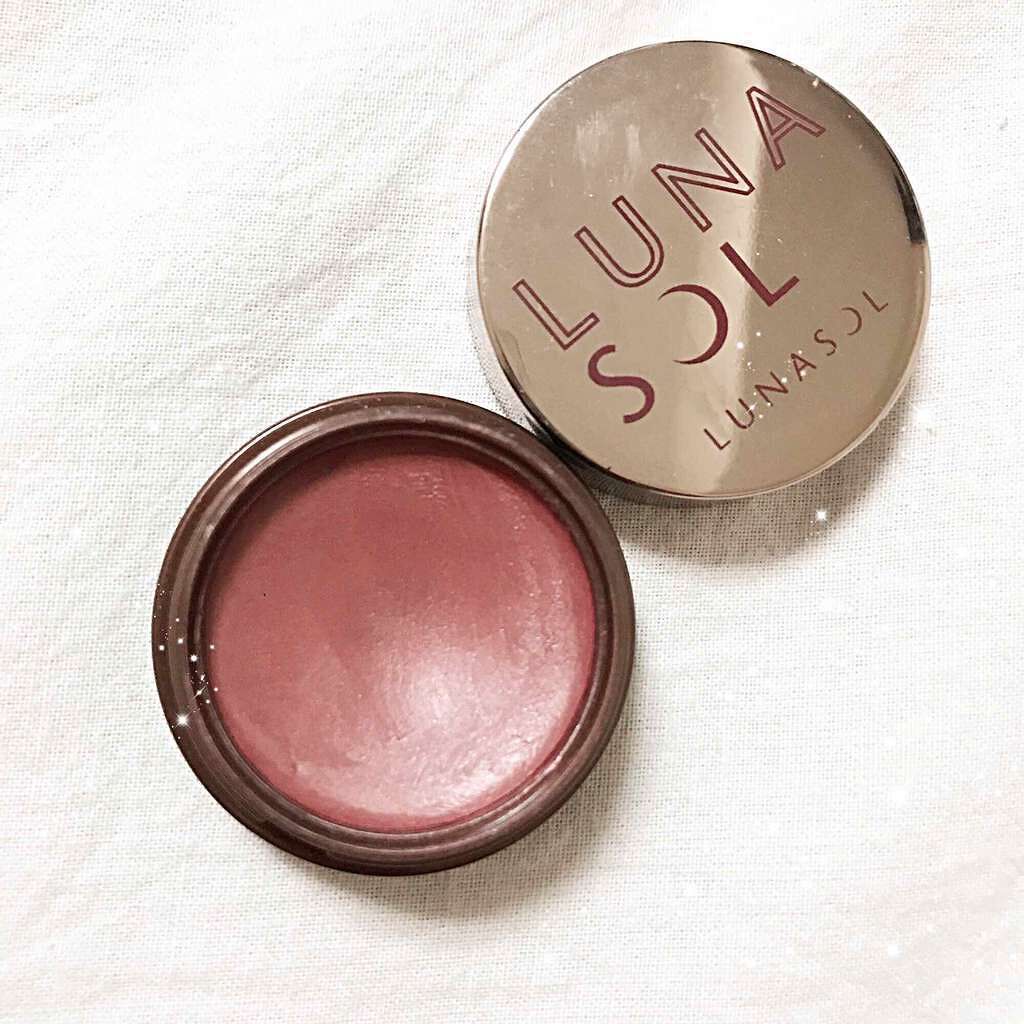 カラーグロウバーム/LUNASOL/ジェル・クリームチークを使ったクチコミ(1枚目)