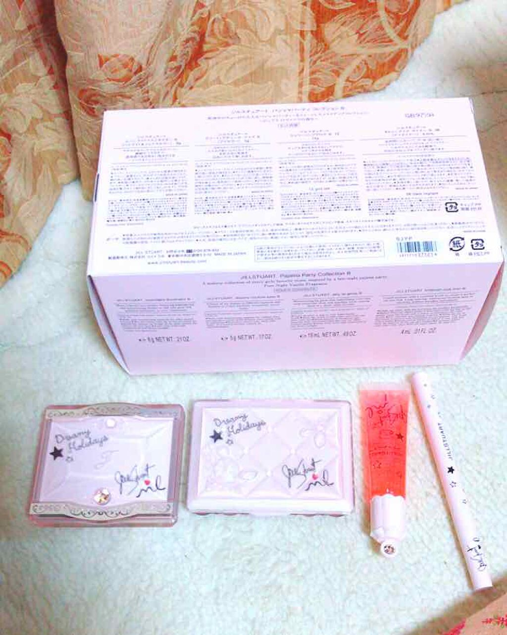 ホワイトラブストーリー コレクション (クリスマスコフレ 2018)/JILL STUART/メイクアップキットを使ったクチコミ(2枚目)