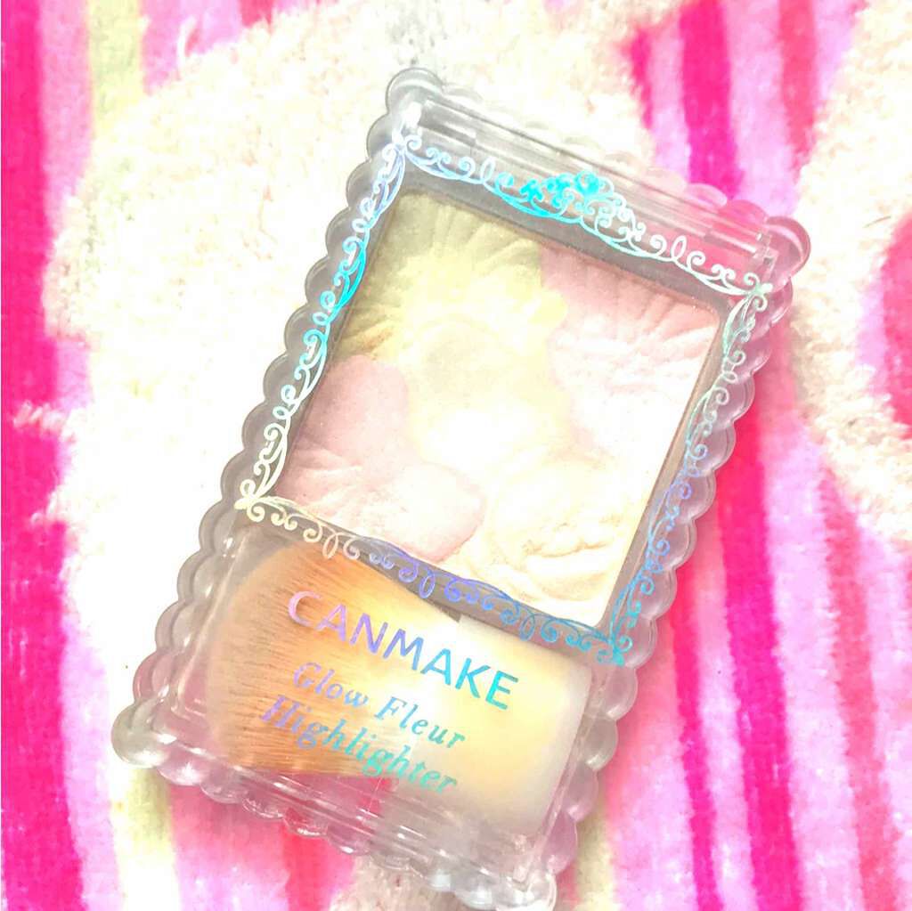 グロウフルールハイライター/キャンメイク/パウダーハイライトを使ったクチコミ(1枚目)