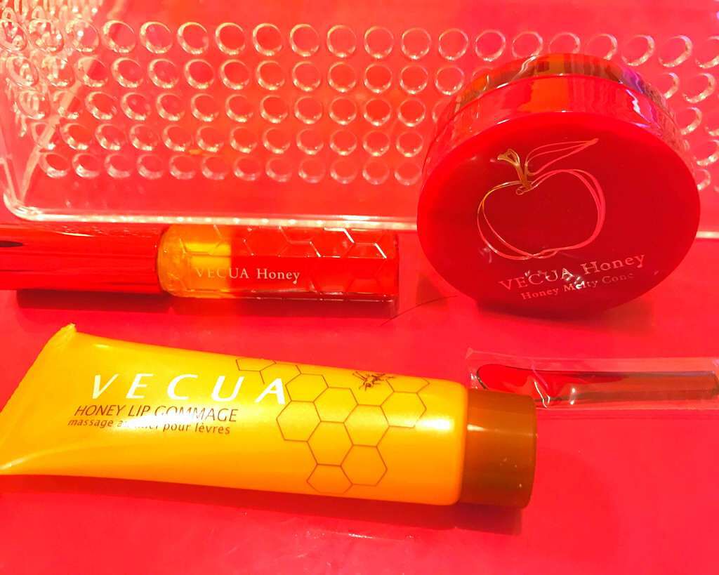 ハニーラスター r/ROAlív/リップグロスを使ったクチコミ(1枚目)