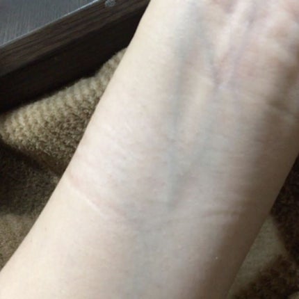 ジューシーグロウスキンベース/キャンメイク/化粧下地の動画クチコミ3つ目