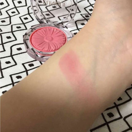 チーク ポップ 12 ピンク ポップ(限定)/CLINIQUE/パウダーチークを使ったクチコミ(3枚目)