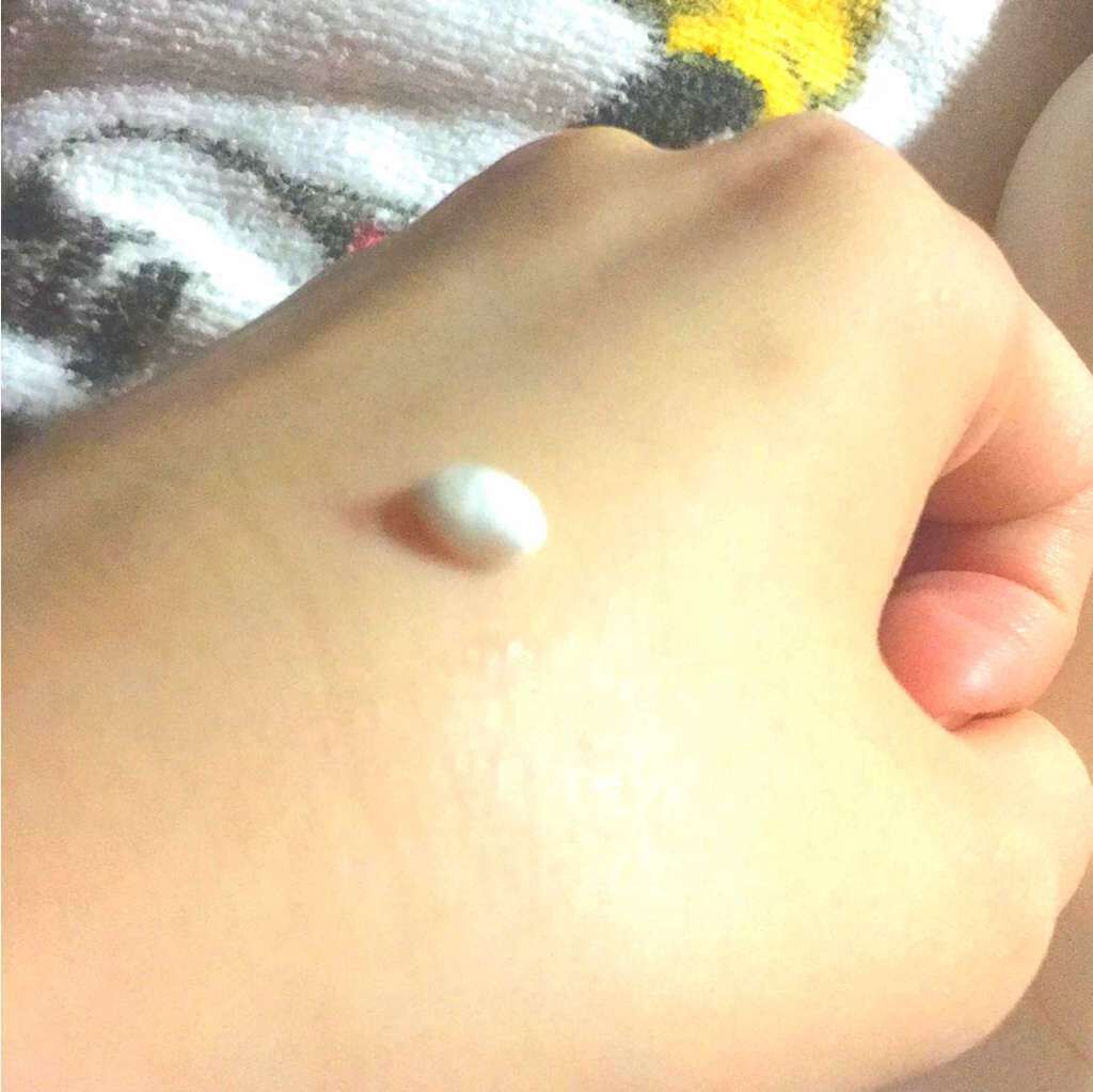 トリクセラプラス エモリエントクリーム/アベンヌ/ボディクリームを使ったクチコミ（2枚目）