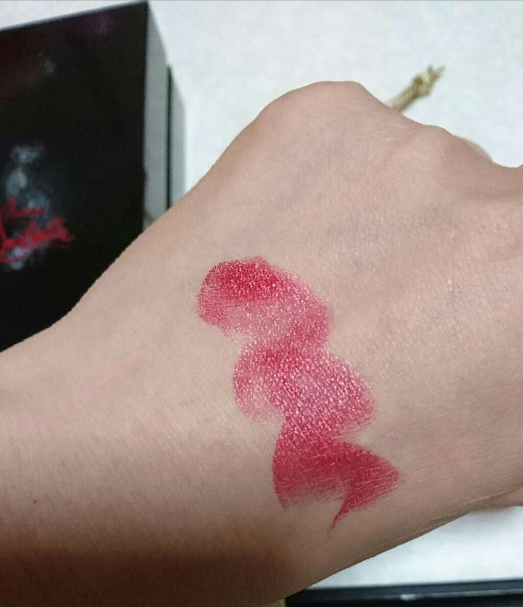 リップカラー ベルベットマット/クリスチャン ルブタン/口紅を使ったクチコミ(3枚目)