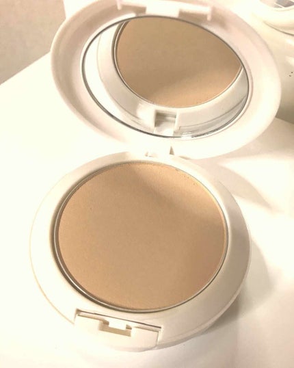 ライトフル C+ SPF 30 ファンデーション/M・A・C/パウダーファンデーションを使ったクチコミ(2枚目)