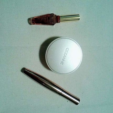 UVシルクフェイスパウダー/CEZANNE/プレストパウダーを使ったクチコミ(1枚目)