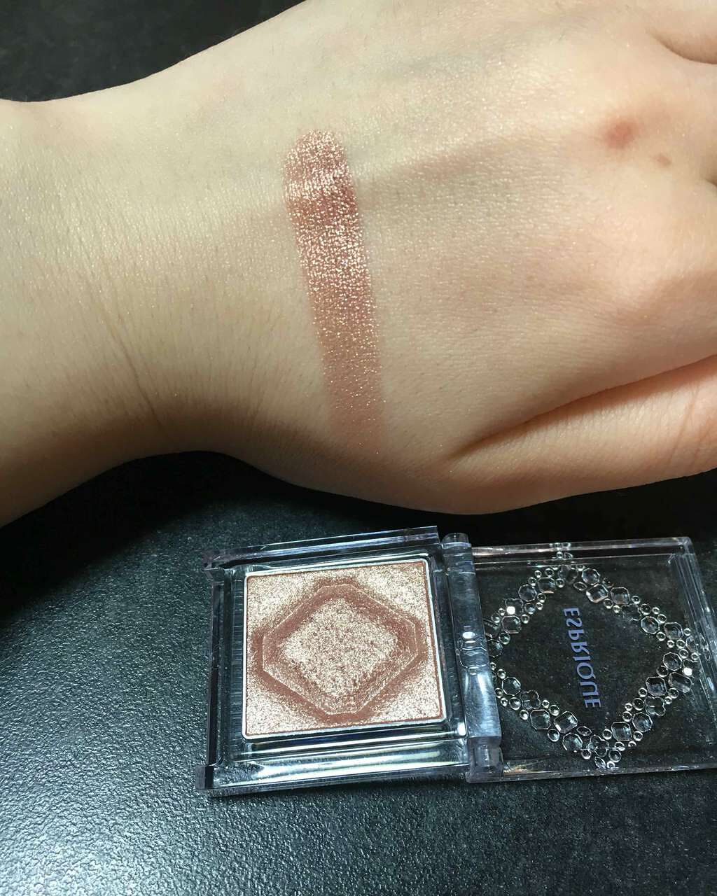 セレクト アイカラー/ESPRIQUE/単色アイシャドウを使ったクチコミ(2枚目)