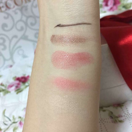 AQ MW メイクアップコフレ VI (クリスマスコフレ 2017)/DECORTÉ/メイクアップキットを使ったクチコミ(4枚目)