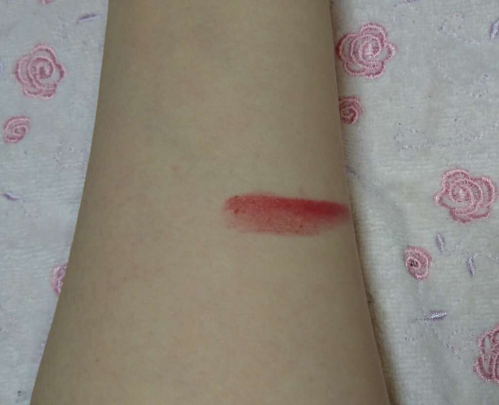 カラーハイビジョンルージュ/KATE/口紅を使ったクチコミ（2枚目）