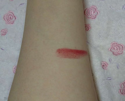 カラーハイビジョンルージュ/KATE/口紅を使ったクチコミ(2枚目)