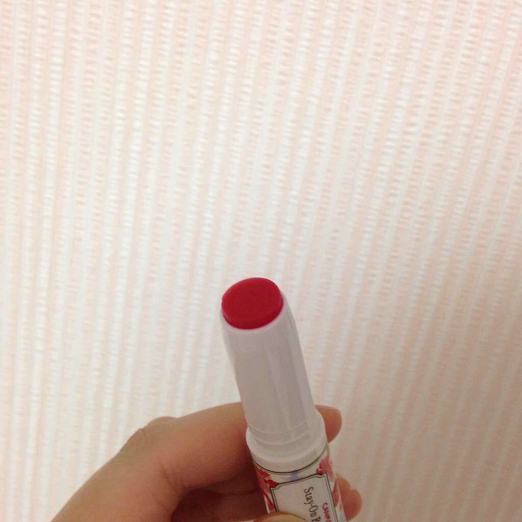 ステイオンバームルージュ/キャンメイク/口紅を使ったクチコミ(2枚目)