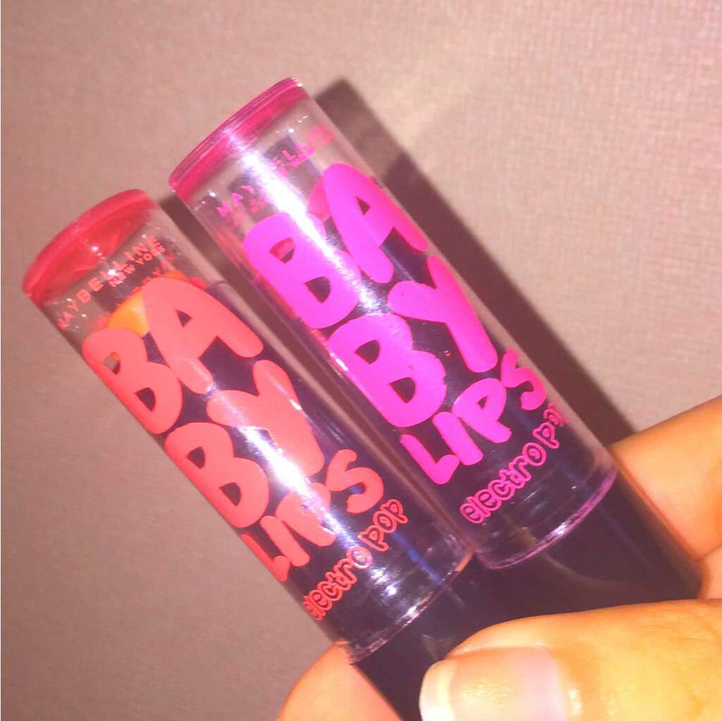 リップクリーム エレクトロポップ/MAYBELLINE NEW YORK/リップケアを使ったクチコミ（1枚目）