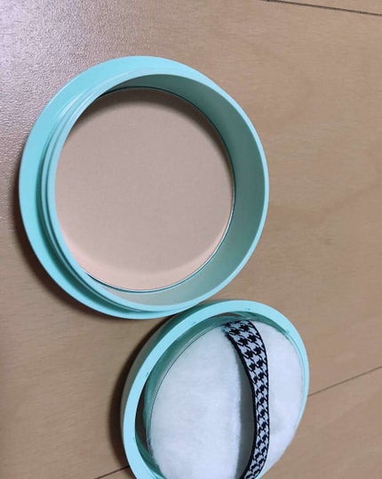 フェイスパウダー 薬用オークル/クリアラスト/プレストパウダーを使ったクチコミ(3枚目)