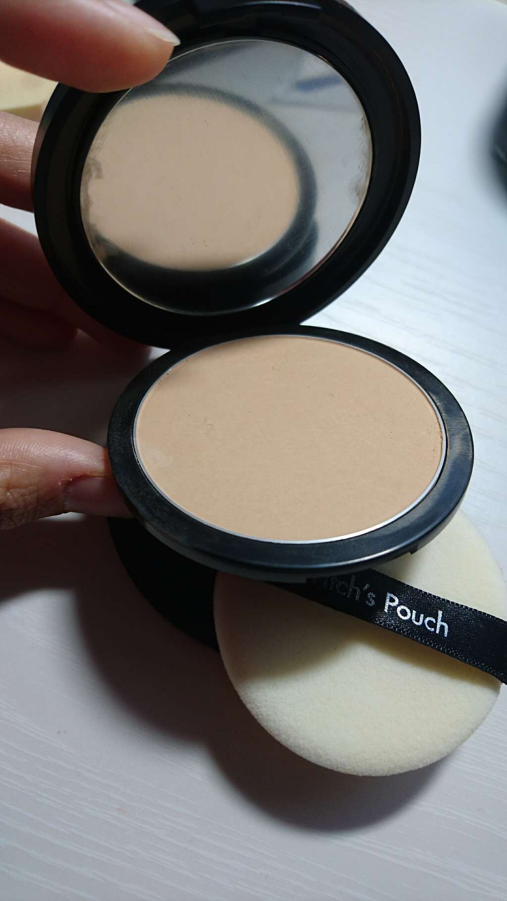 ベルベットトゥーウェイケーキ/Witch's Pouch/プレストパウダーを使ったクチコミ(2枚目)