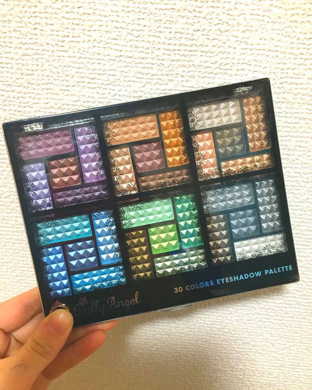 30COLORSEYESHADOWPALETTE/Dolly Angel/アイシャドウパレットを使ったクチコミ(1枚目)