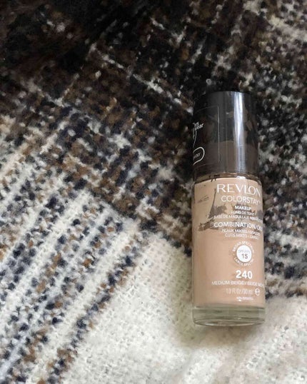 カラーステイ メイクアップ/REVLON/リキッドファンデーションを使ったクチコミ(1枚目)