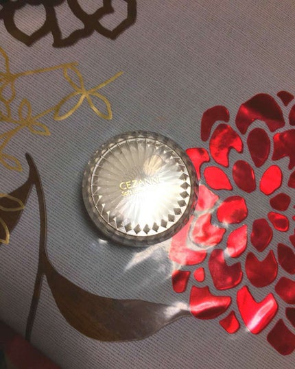 うるふわ仕上げパウダー/CEZANNE/ルースパウダーを使ったクチコミ(2枚目)