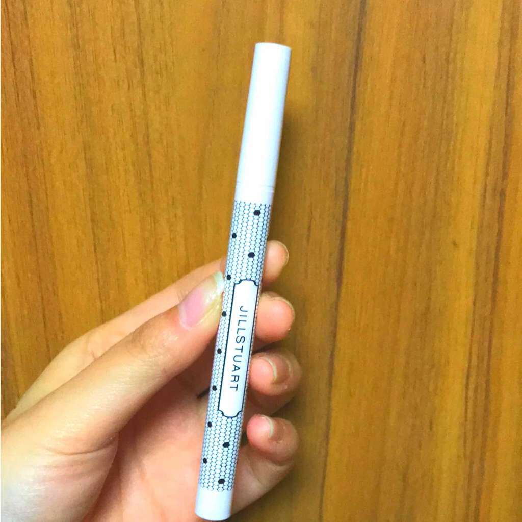 キトゥンアイズ ライナー/JILL STUART/リキッドアイライナーを使ったクチコミ（2枚目）