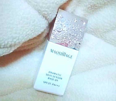 MAQuillAGE✴︎
ドラマティックスキンセンサーベース
サラサラした下地で
乾燥もなく、
MAQuillAGEのファンデーションと
相性◎
崩れにくいです✴︎
