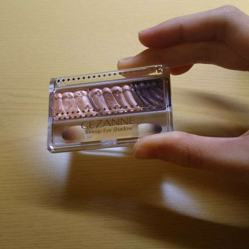 トーンアップアイシャドウ/CEZANNE/アイシャドウパレットを使ったクチコミ(1枚目)