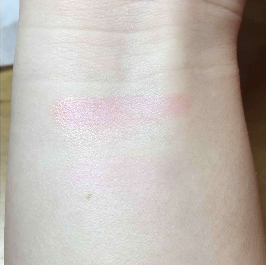 ヴォリュプテ ティントインオイル/YVES SAINT LAURENT BEAUTE/リップグロスを使ったクチコミ(4枚目)