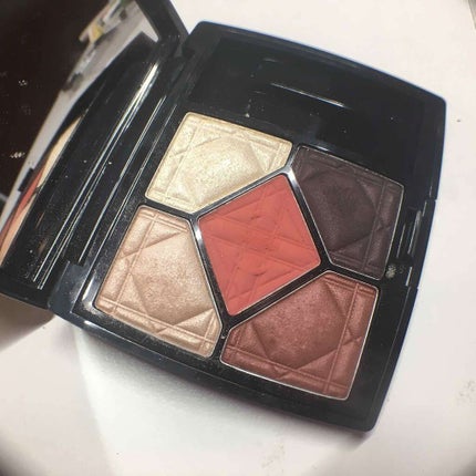 サンク クルール 767 インフレイム/Dior/アイシャドウパレットを使ったクチコミ(2枚目)