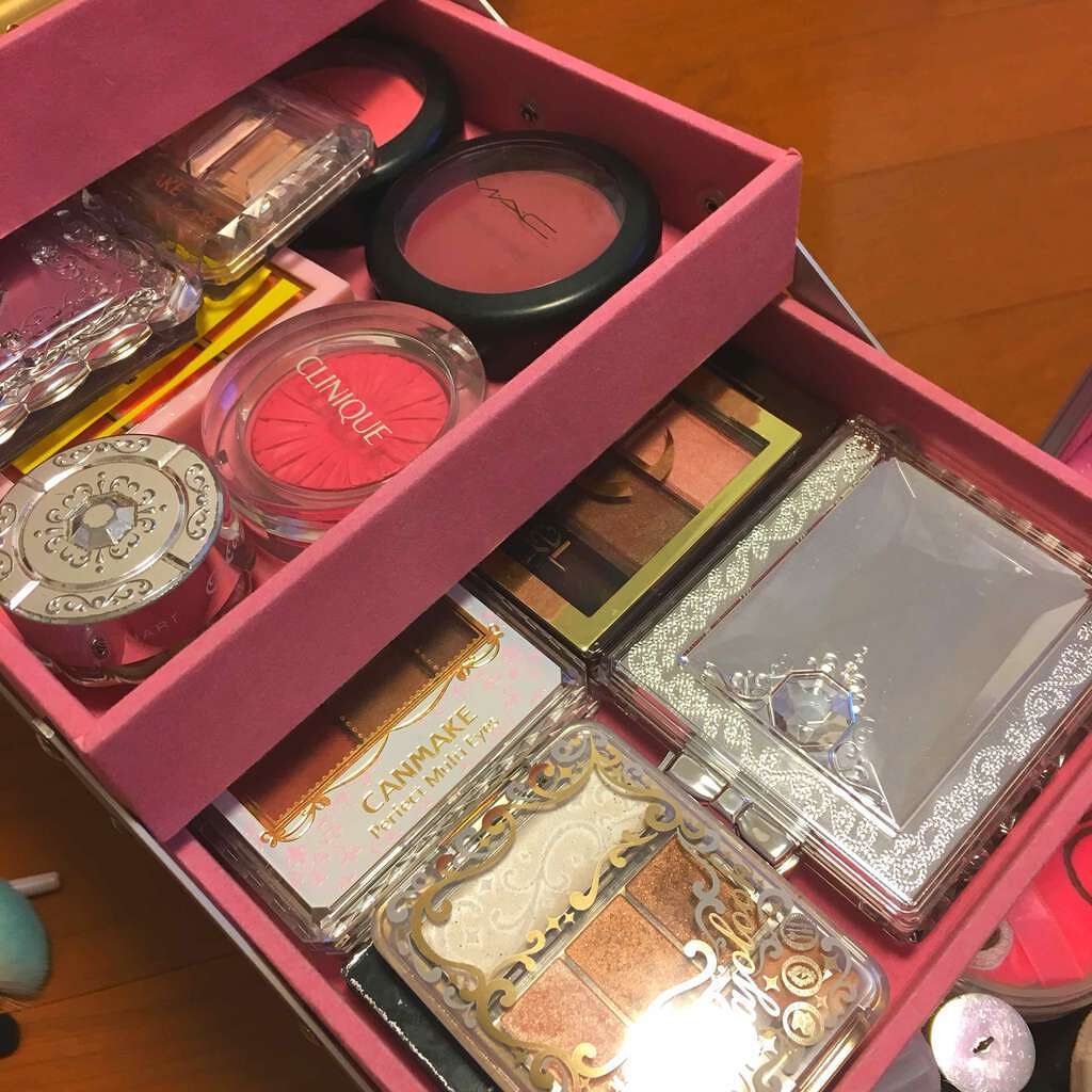 【旧】ディオール アディクト リップ マキシマイザー/Dior/リップグロスを使ったクチコミ(2枚目)