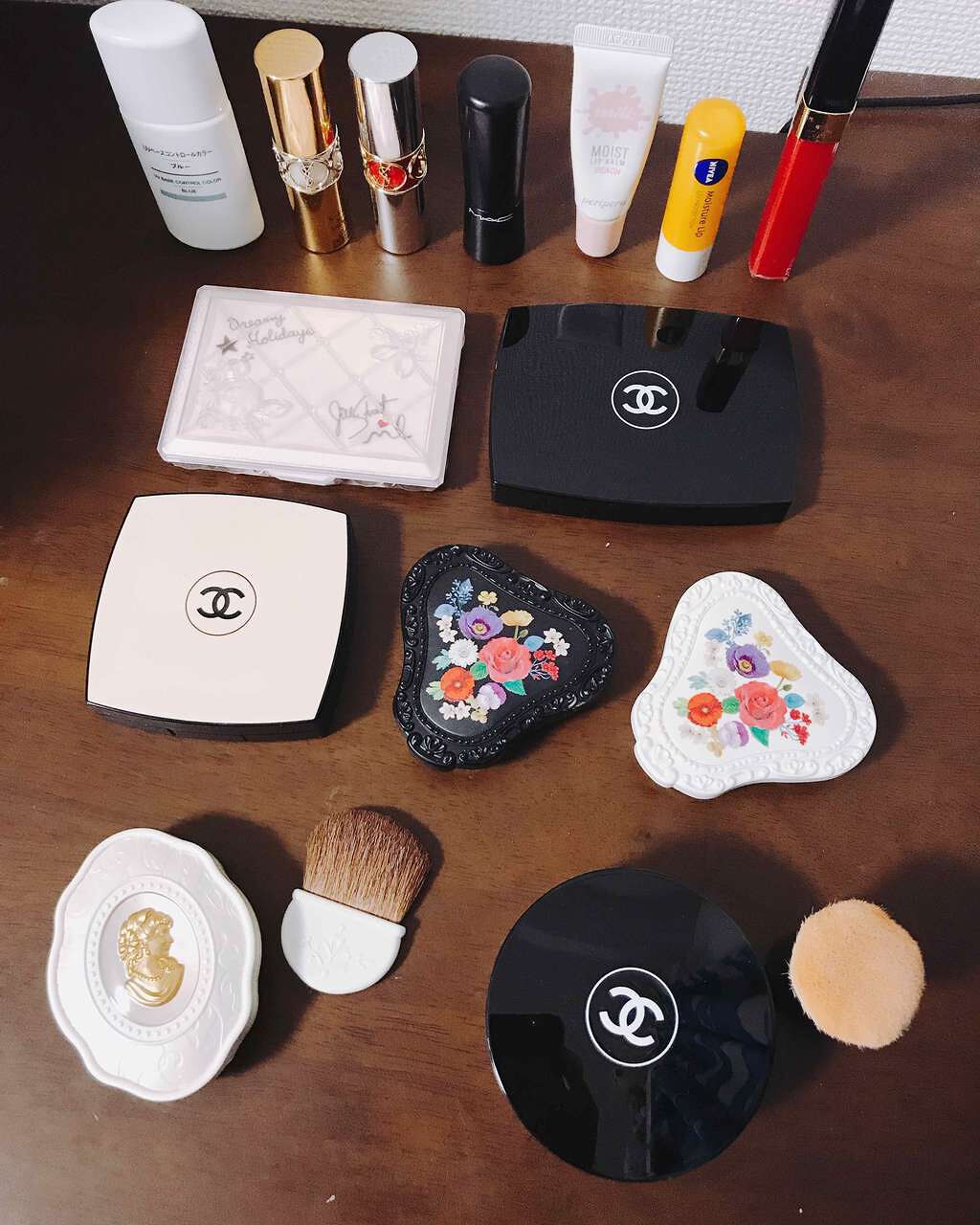 ペルフェクシオン ルミエール エクストレム コンパクト/CHANEL/パウダーファンデーションを使ったクチコミ(2枚目)