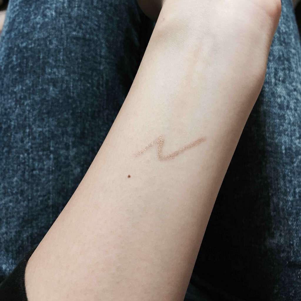 カラー ショー ライナー/MAYBELLINE NEW YORK/ペンシルアイライナーを使ったクチコミ（2枚目）