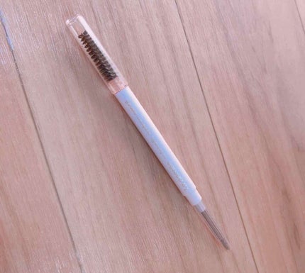 キャンドゥ AC オートマティック アイブロウペンシルのクチコミ「唯一使ってる100円コスメ❤️キャンドゥのアイブロウペンシル!
そこら辺のプチプラのペンシル.....」(1枚目)