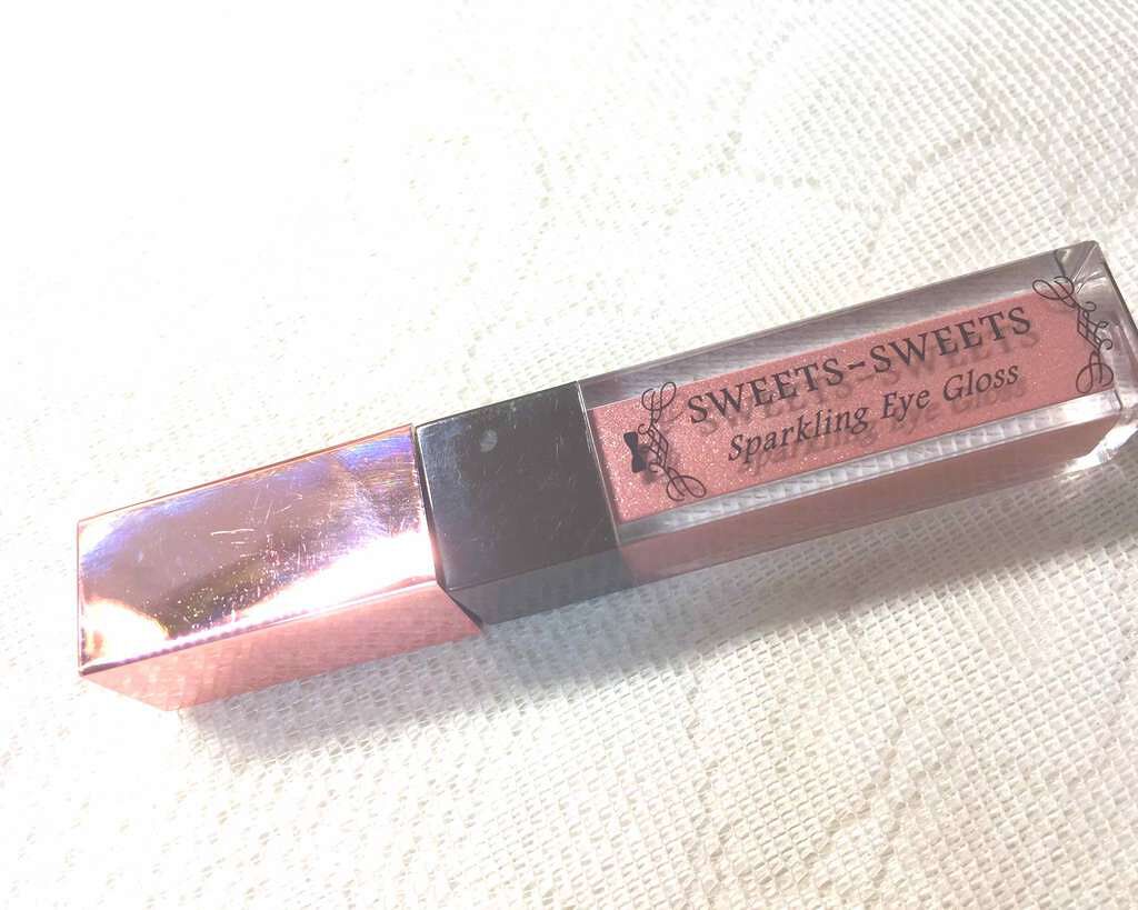 スパークリングアイグロス/スウィーツ スウィーツ/リキッドアイシャドウを使ったクチコミ(1枚目)
