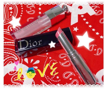 #Dior リップマキシマイザー
#Dior ラッカースティック 550 ティーズ

この二つをいっしょに使うと唇💋sexy✨💕( 笑 )
ティーズの色は青みピンクだから派手になりすぎません！
これを塗