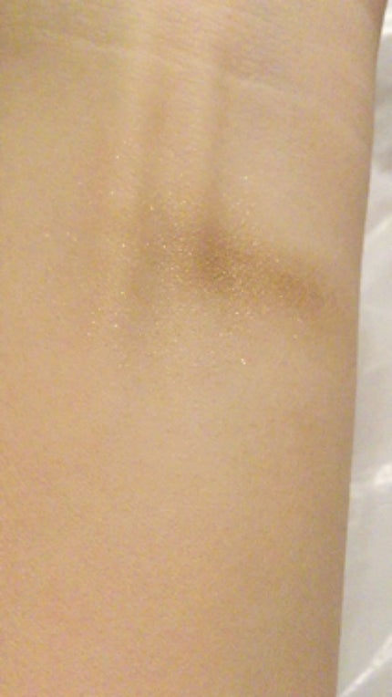 シャドーカスタマイズ/MAJOLICA MAJORCA/単色アイシャドウを使ったクチコミ(4枚目)