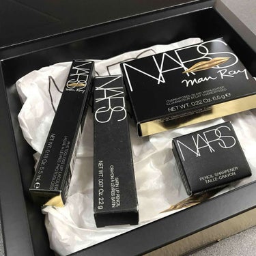 オーバーエクスポーズド グローハイライター/NARS/パウダーハイライトを使ったクチコミ（1枚目）