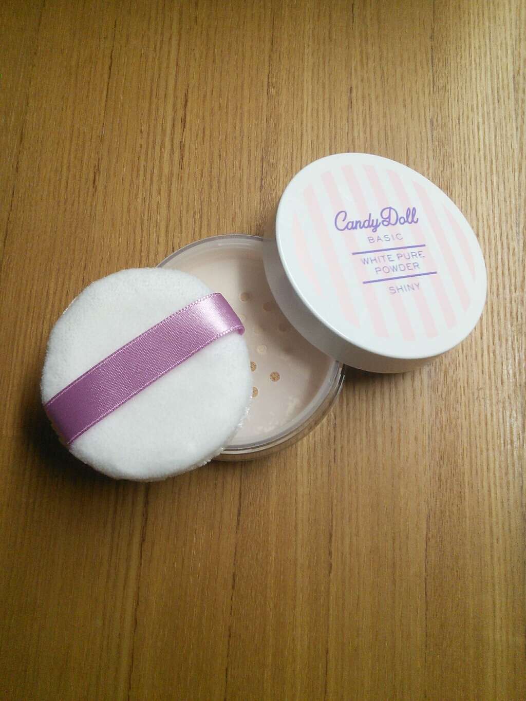 ホワイトピュアパウダー<シャイニー>/CandyDoll/ルースパウダーを使ったクチコミ(1枚目)