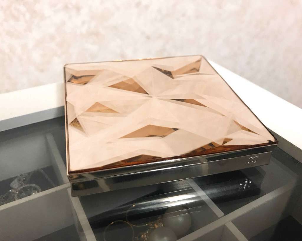 クレ・ド・ポー ボーテ レオスールデクラ/クレ・ド・ポー ボーテ/パウダーハイライトを使ったクチコミ(3枚目)