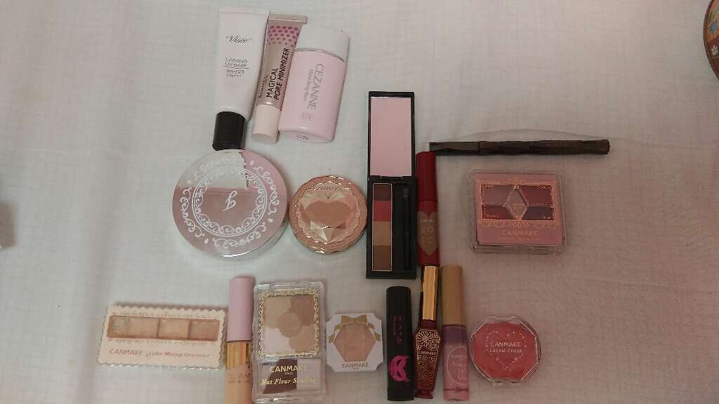 ピュアエッセンス クッションコンパクト/JILL STUART/クッションファンデーションを使ったクチコミ（1枚目）