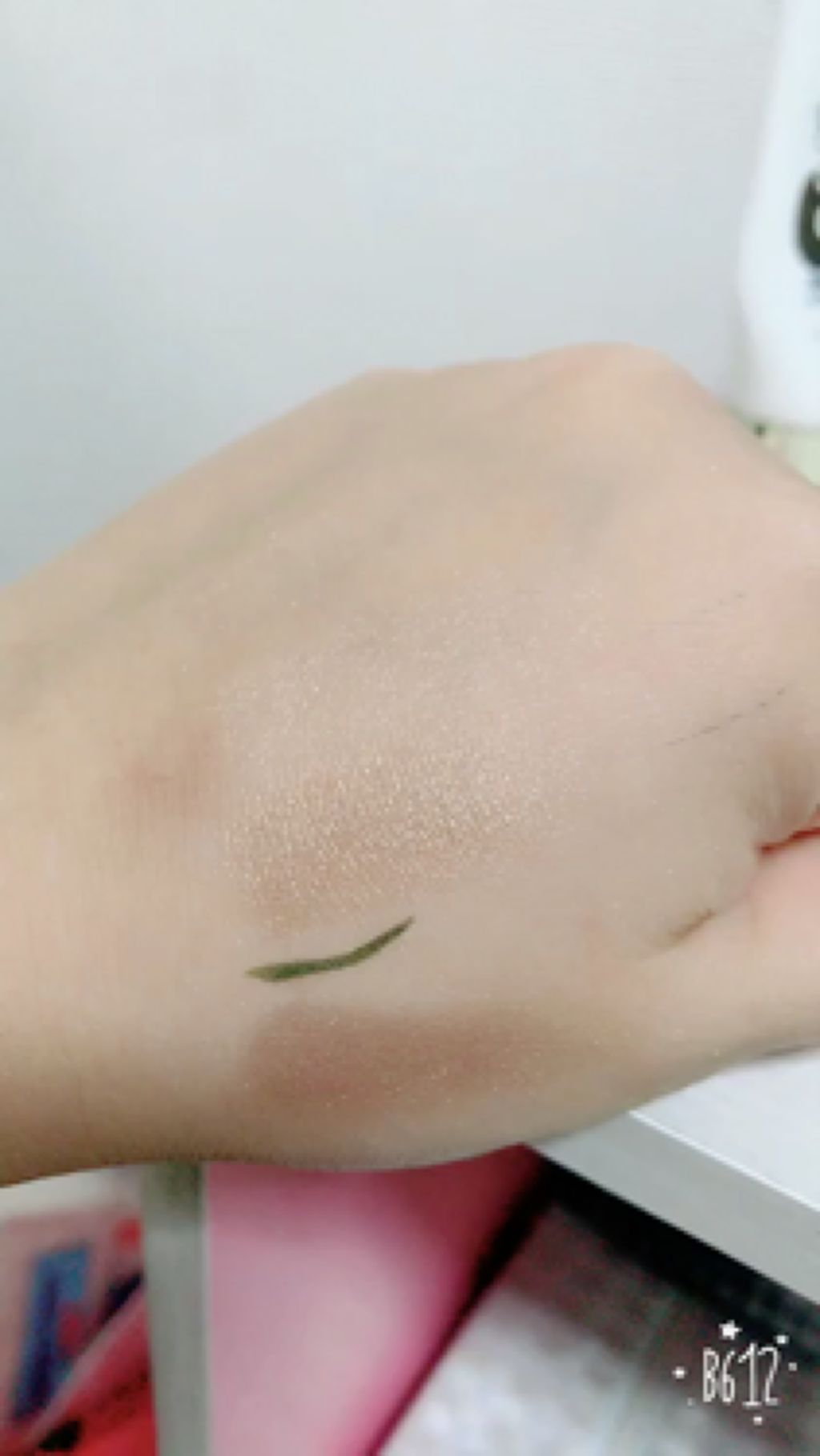 アイカラー N(クリーム)/マキアージュ/ジェル・クリームアイシャドウの動画クチコミ4つ目