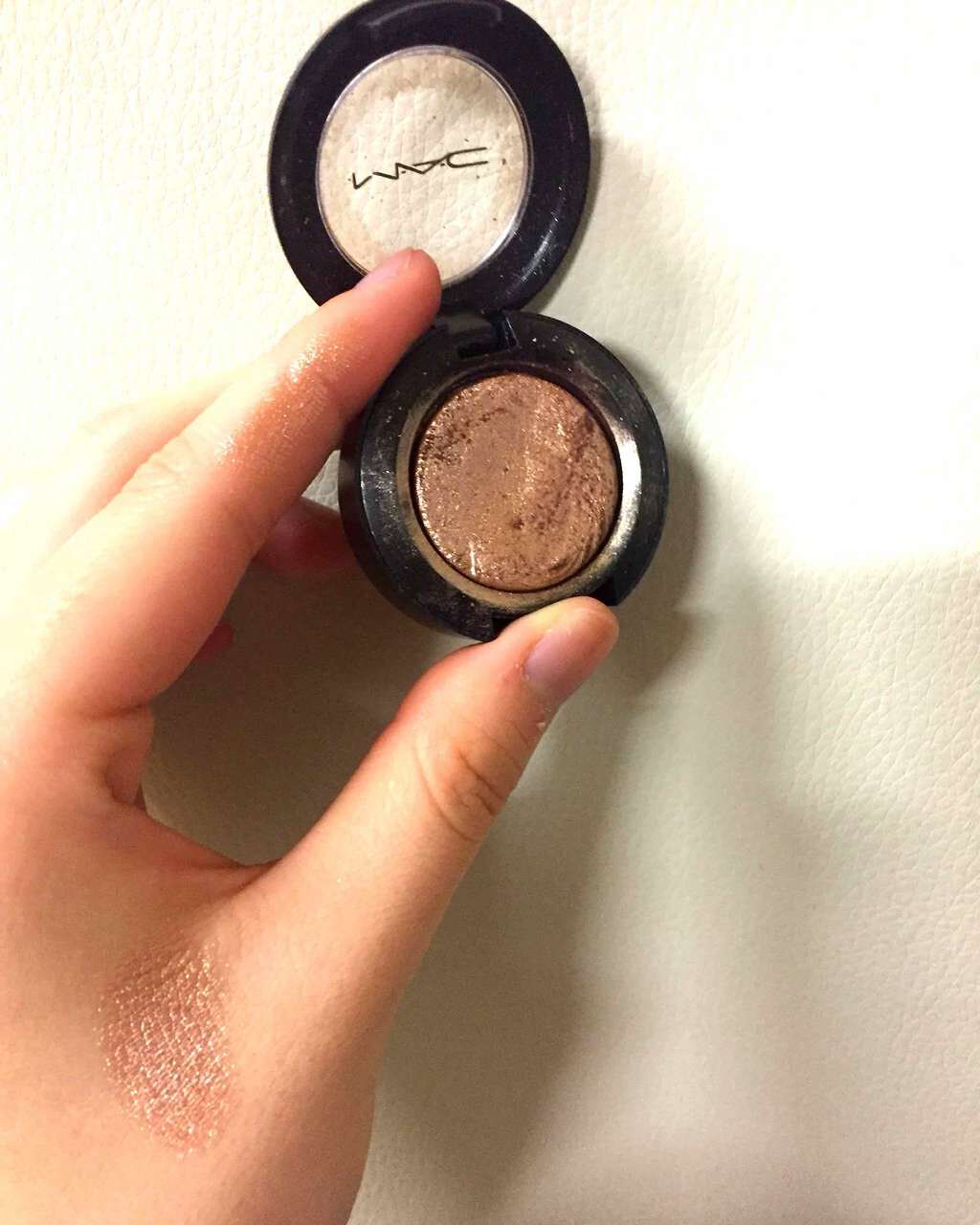 スモール アイシャドウ/M・A・C/単色アイシャドウを使ったクチコミ(2枚目)