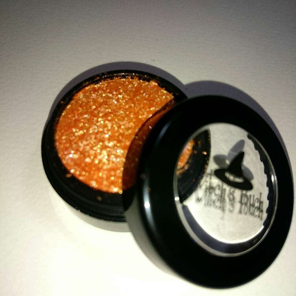 セルフィーフィックスピグメント/Witch's Pouch/単色アイシャドウを使ったクチコミ(1枚目)