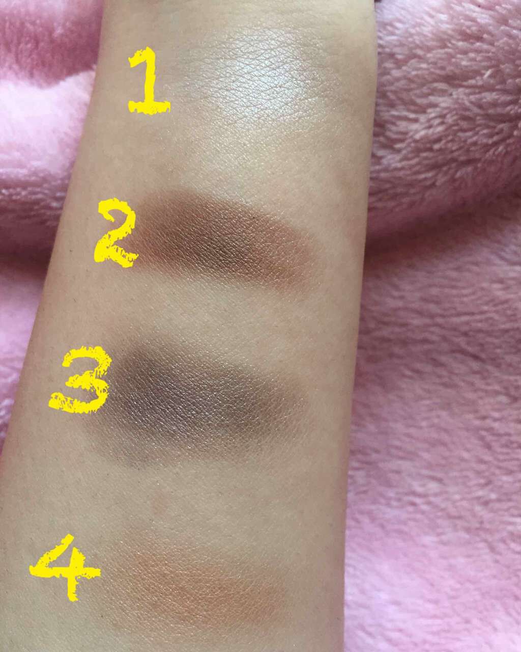 エルファー パールインアイシャドウ/DAISO/アイシャドウパレットを使ったクチコミ(2枚目)